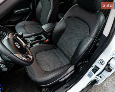 Хендай іх35, об'ємом двигуна 2 л та пробігом 149 тис. км за 11512 $, фото 8 на Automoto.ua