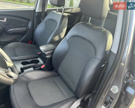 Хендай их35, объемом двигателя 2 л и пробегом 253 тыс. км за 13800 $, фото 10 на Automoto.ua