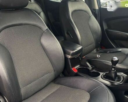 Хендай іх35, об'ємом двигуна 2 л та пробігом 256 тис. км за 11200 $, фото 16 на Automoto.ua