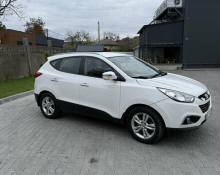 Хендай их35, объемом двигателя 2 л и пробегом 165 тыс. км за 11100 $, фото 3 на Automoto.ua