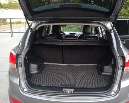 Хендай их35, объемом двигателя 2 л и пробегом 128 тыс. км за 11000 $, фото 19 на Automoto.ua