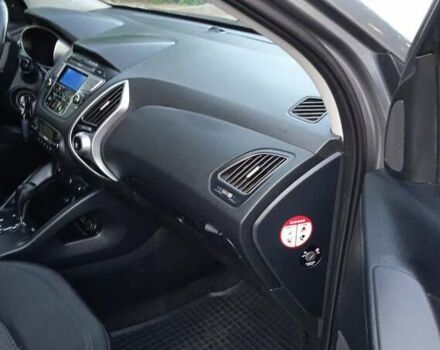 Хендай их35, объемом двигателя 2 л и пробегом 128 тыс. км за 11000 $, фото 7 на Automoto.ua