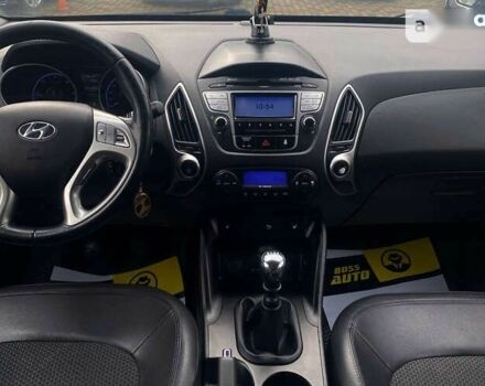 Хендай іх35, об'ємом двигуна 2 л та пробігом 233 тис. км за 11990 $, фото 12 на Automoto.ua