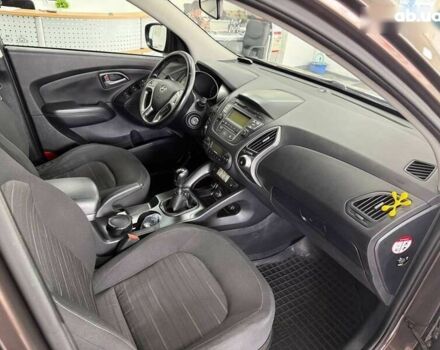 Хендай іх35, об'ємом двигуна 2 л та пробігом 155 тис. км за 12990 $, фото 19 на Automoto.ua