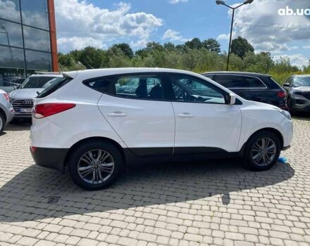 Хендай их35, объемом двигателя 0 л и пробегом 103 тыс. км за 12500 $, фото 3 на Automoto.ua