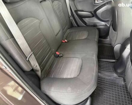 Хендай іх35, об'ємом двигуна 2 л та пробігом 155 тис. км за 12990 $, фото 24 на Automoto.ua