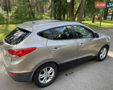Хендай их35, объемом двигателя 2 л и пробегом 176 тыс. км за 11750 $, фото 1 на Automoto.ua