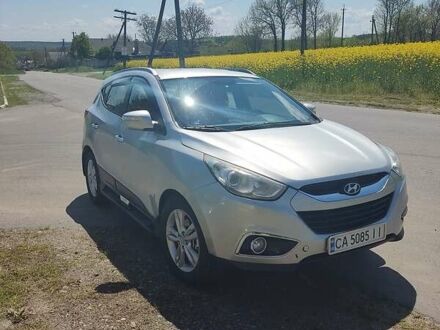 Хендай их35 2010 в Тальном на Automoto.ua Хендай их35, объемом двигателя 2 л и пробегом 176 тыс. км за 10500 $, фото 1 на Automoto.ua