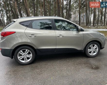 Хендай іх35, об'ємом двигуна 2 л та пробігом 181 тис. км за 10500 $, фото 1 на Automoto.ua
