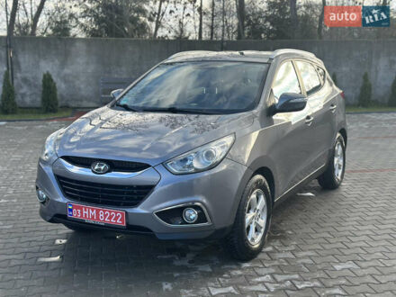 Хендай их35, объемом двигателя 2 л и пробегом 253 тыс. км за 13800 $, фото 1 на Automoto.ua