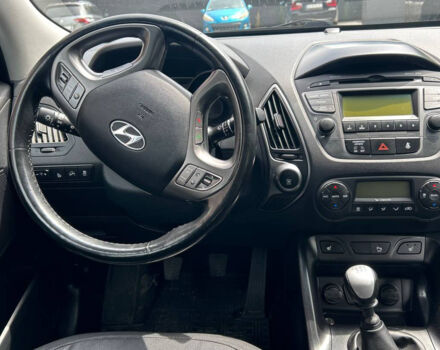 Сірий Хендай іх35, об'ємом двигуна 1.6 л та пробігом 178 тис. км за 13700 $, фото 10 на Automoto.ua