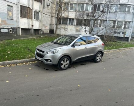 Сірий Хендай іх35, об'ємом двигуна 2 л та пробігом 156 тис. км за 9999 $, фото 1 на Automoto.ua