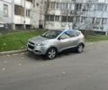 Сірий Хендай іх35, об'ємом двигуна 2 л та пробігом 156 тис. км за 9999 $, фото 1 на Automoto.ua