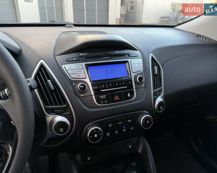 Хендай их35 2010 в Кривом Роге на Automoto.ua Серый Хендай их35, объемом двигателя 2 л и пробегом 220 тыс. км за 11800 $, фото 27 на Automoto.ua