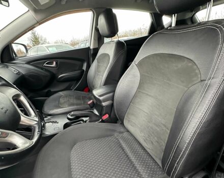 Сірий Хендай іх35, об'ємом двигуна 2 л та пробігом 209 тис. км за 11500 $, фото 8 на Automoto.ua