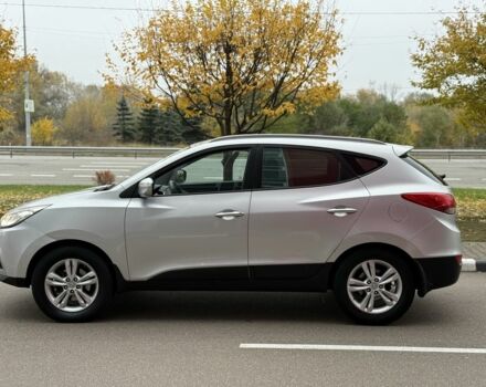 Хендай их35 2010 в Киеве на Automoto.ua Серый Хендай их35, объемом двигателя 2 л и пробегом 175 тыс. км за 7500 $, фото 2 на Automoto.ua