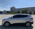 Серый Хендай их35, объемом двигателя 2 л и пробегом 80 тыс. км за 12000 $, фото 4 на Automoto.ua