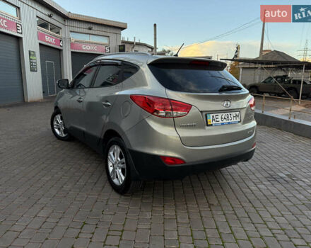 Хендай их35 2010 в Кривом Роге на Automoto.ua Серый Хендай их35, объемом двигателя 2 л и пробегом 220 тыс. км за 11800 $, фото 8 на Automoto.ua