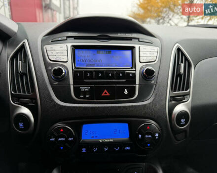 Серый Хендай их35, объемом двигателя 2 л и пробегом 175 тыс. км за 7250 $, фото 27 на Automoto.ua