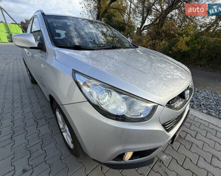 Серый Хендай их35, объемом двигателя 2 л и пробегом 260 тыс. км за 9800 $, фото 36 на Automoto.ua