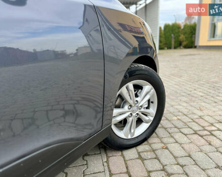 Серый Хендай их35, объемом двигателя 2 л и пробегом 262 тыс. км за 12150 $, фото 37 на Automoto.ua