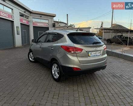 Хендай их35 2010 в Кривом Роге на Automoto.ua Серый Хендай их35, объемом двигателя 2 л и пробегом 220 тыс. км за 11800 $, фото 7 на Automoto.ua