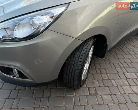 Хендай их35 2010 в Кривом Роге на Automoto.ua Серый Хендай их35, объемом двигателя 2 л и пробегом 220 тыс. км за 11800 $, фото 5 на Automoto.ua