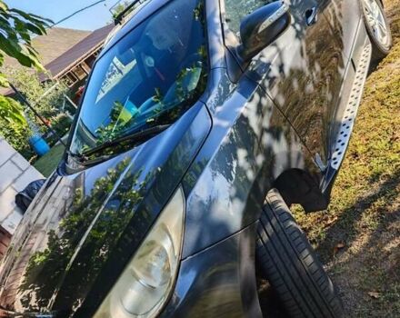 Серый Хендай их35, объемом двигателя 2 л и пробегом 207 тыс. км за 10600 $, фото 1 на Automoto.ua