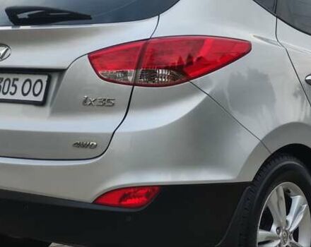 Серый Хендай их35, объемом двигателя 2 л и пробегом 151 тыс. км за 11450 $, фото 21 на Automoto.ua