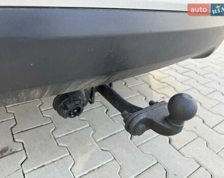 Серый Хендай их35, объемом двигателя 2 л и пробегом 260 тыс. км за 9800 $, фото 29 на Automoto.ua