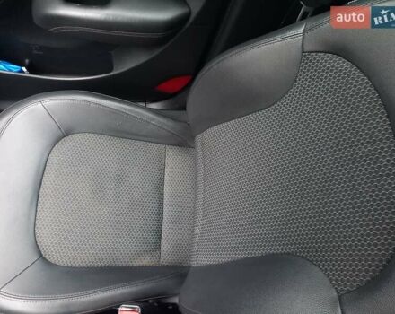 Серый Хендай их35, объемом двигателя 2 л и пробегом 244 тыс. км за 10950 $, фото 28 на Automoto.ua