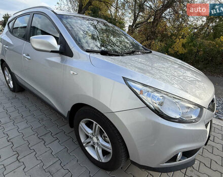 Серый Хендай их35, объемом двигателя 2 л и пробегом 260 тыс. км за 9800 $, фото 6 на Automoto.ua