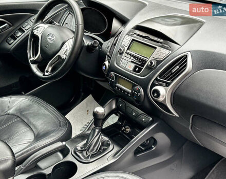 Хендай их35 2010 в Виннице на Automoto.ua Серый Хендай их35, объемом двигателя 2 л и пробегом 261 тыс. км за 9999 $, фото 14 на Automoto.ua