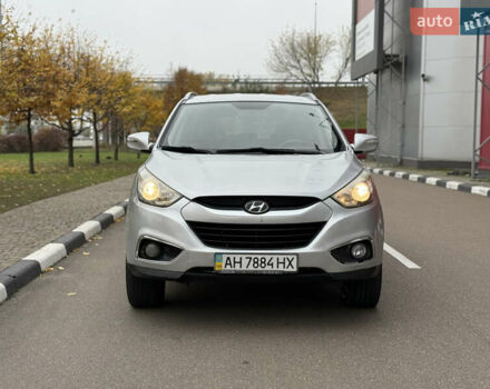 Сірий Хендай іх35, об'ємом двигуна 2 л та пробігом 175 тис. км за 7350 $, фото 8 на Automoto.ua
