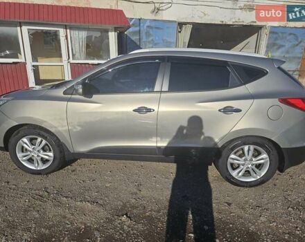 Хендай их35 2010 в Очакове на Automoto.ua Серый Хендай их35, объемом двигателя 2 л и пробегом 170 тыс. км за 11300 $, фото 6 на Automoto.ua