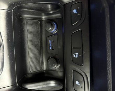 Хендай их35 2010 в Киеве на Automoto.ua Серый Хендай их35, объемом двигателя 2 л и пробегом 175 тыс. км за 7500 $, фото 10 на Automoto.ua