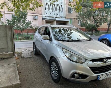 Серый Хендай их35, объемом двигателя 2 л и пробегом 249 тыс. км за 11200 $, фото 31 на Automoto.ua