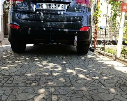 Серый Хендай их35, объемом двигателя 2.01 л и пробегом 232 тыс. км за 12500 $, фото 7 на Automoto.ua