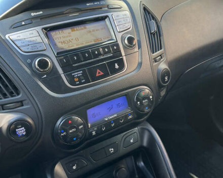 Сірий Хендай іх35, об'ємом двигуна 2 л та пробігом 279 тис. км за 8300 $, фото 7 на Automoto.ua