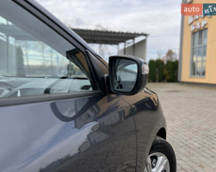 Серый Хендай их35, объемом двигателя 2 л и пробегом 262 тыс. км за 12150 $, фото 36 на Automoto.ua