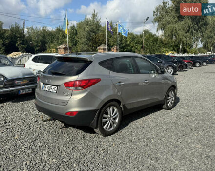 Хендай их35 2010 в Хмельницком на Automoto.ua Серый Хендай их35, объемом двигателя 2 л и пробегом 180 тыс. км за 11000 $, фото 1 на Automoto.ua