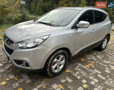 Сірий Хендай іх35, об'ємом двигуна 2 л та пробігом 215 тис. км за 11600 $, фото 1 на Automoto.ua