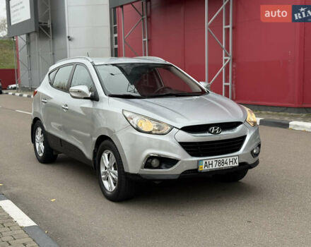 Сірий Хендай іх35, об'ємом двигуна 2 л та пробігом 175 тис. км за 7350 $, фото 9 на Automoto.ua