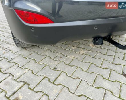 Серый Хендай их35, объемом двигателя 2 л и пробегом 262 тыс. км за 12150 $, фото 25 на Automoto.ua