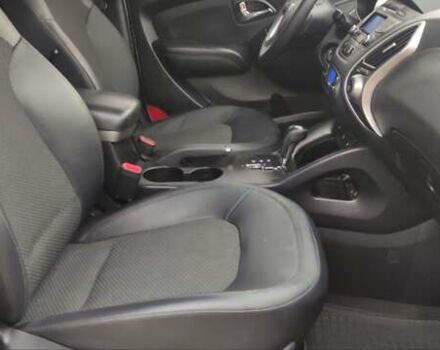 Серый Хендай их35, объемом двигателя 2 л и пробегом 151 тыс. км за 11450 $, фото 29 на Automoto.ua