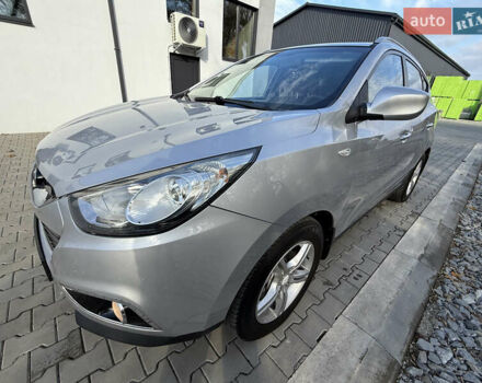 Серый Хендай их35, объемом двигателя 2 л и пробегом 260 тыс. км за 9800 $, фото 37 на Automoto.ua