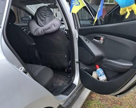 Сірий Хендай іх35, об'ємом двигуна 2 л та пробігом 99 тис. км за 11500 $, фото 35 на Automoto.ua