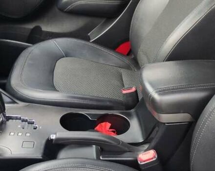 Серый Хендай их35, объемом двигателя 2 л и пробегом 151 тыс. км за 11450 $, фото 35 на Automoto.ua