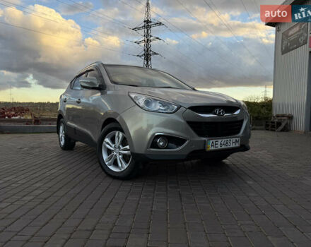 Хендай их35 2010 в Кривом Роге на Automoto.ua Серый Хендай их35, объемом двигателя 2 л и пробегом 220 тыс. км за 11800 $, фото 1 на Automoto.ua