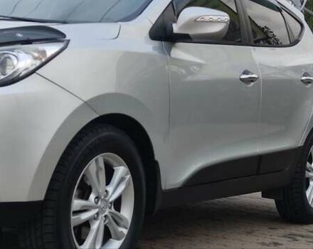 Серый Хендай их35, объемом двигателя 2 л и пробегом 151 тыс. км за 11450 $, фото 22 на Automoto.ua